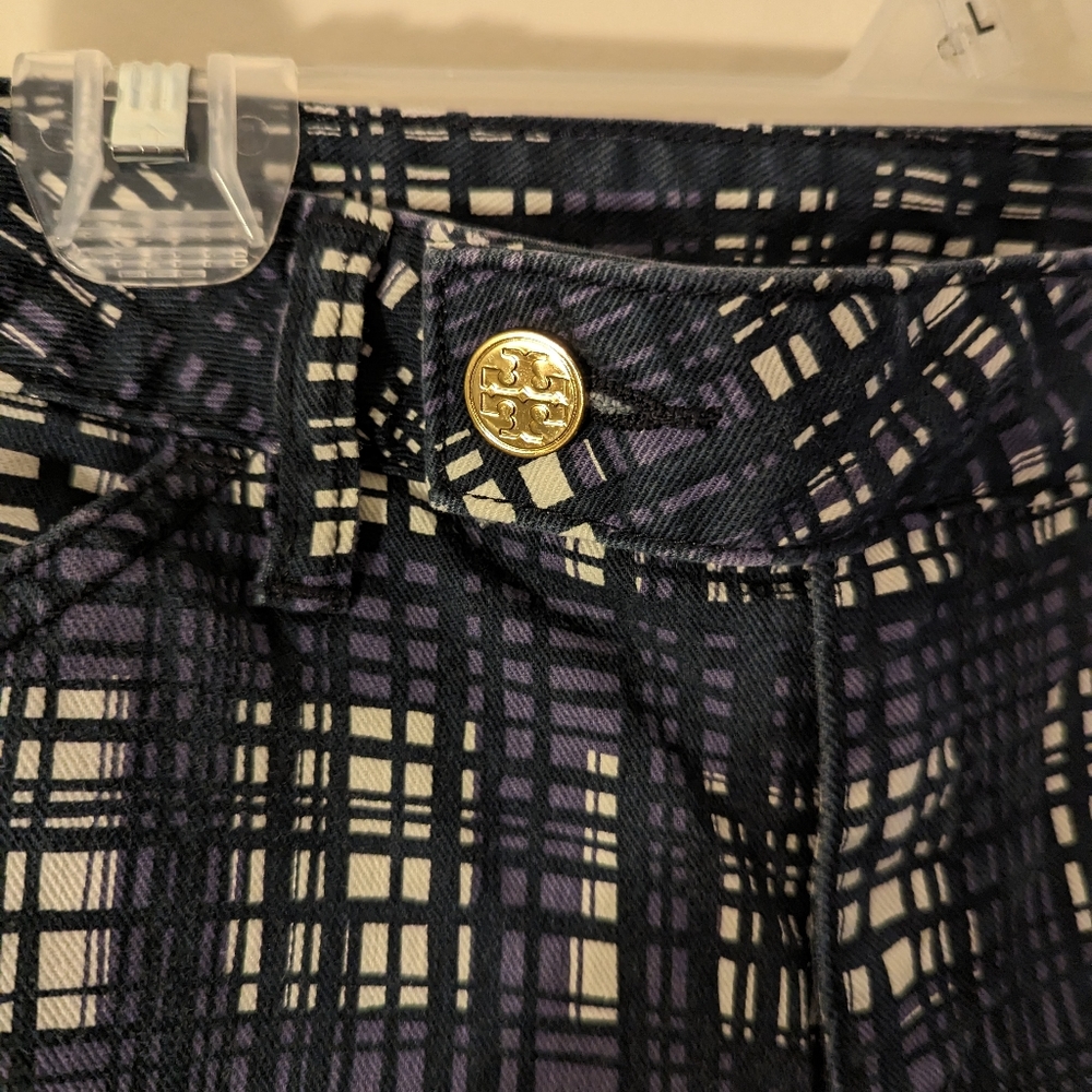 Tory Burch Connor Tab Front Skinny Jeans - Picture 10 of 12